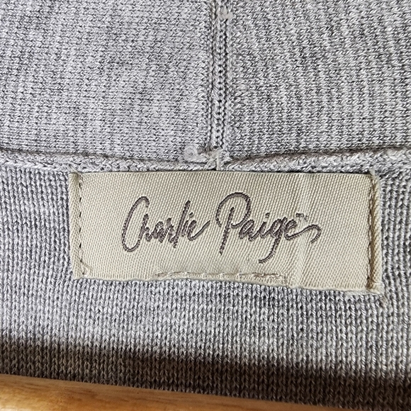 Charlie Paige Long Open Cardigan Pouch Pocket Light Gray No Size Measures Medium - Picture 2 of 13